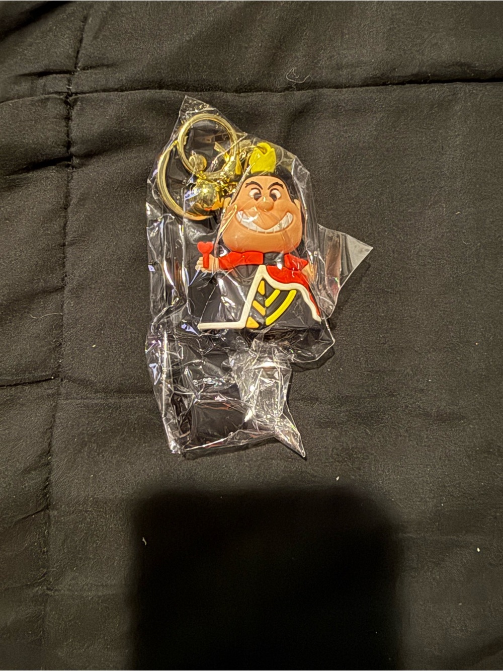 🌟Pick Any 3/$14 Sale Queen Of Hearts Keychain - Picture 4 of 6